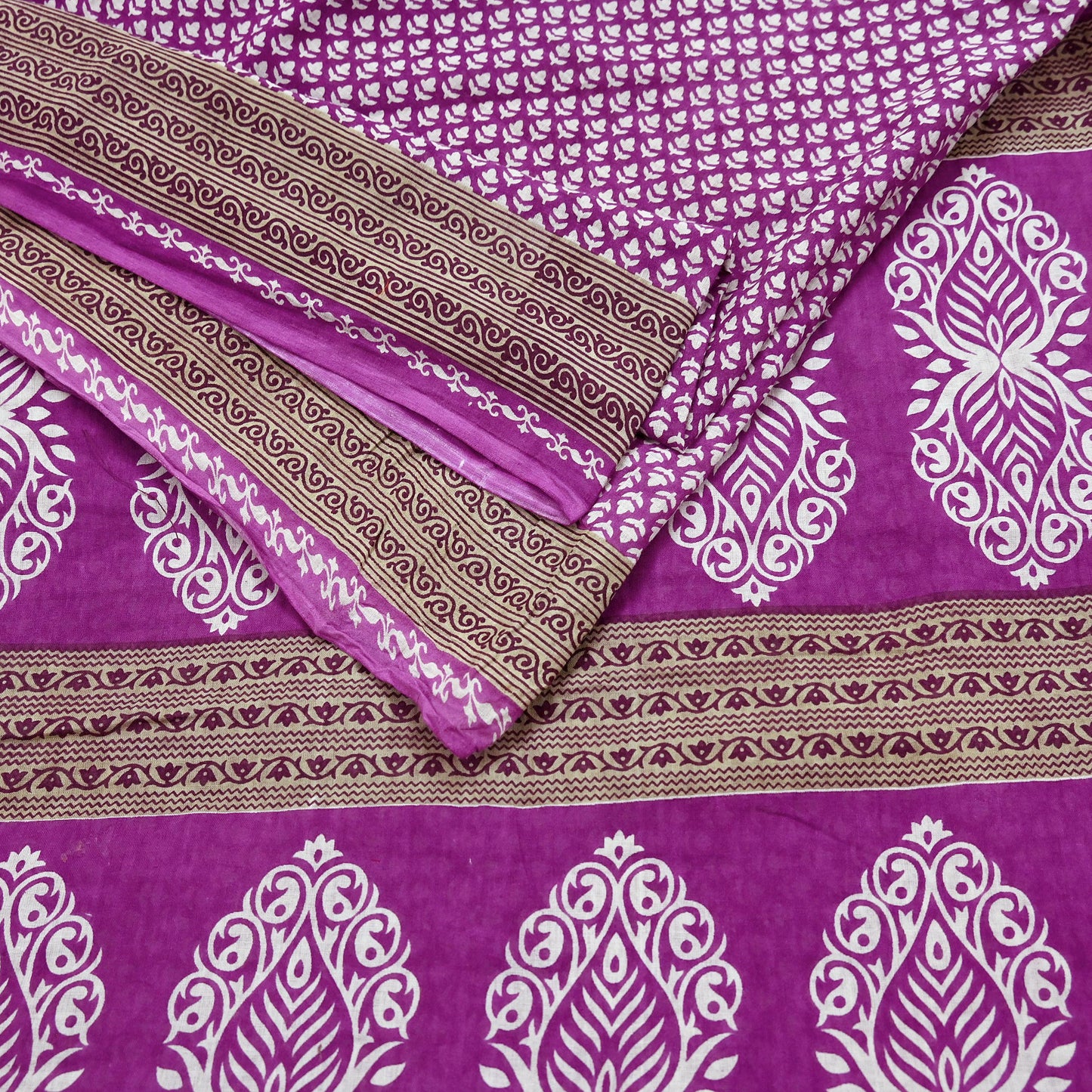 Indian Vintage Sari Purple Pure Cotton Printed Sarees Craft Fabric Soft 5Yd Sarong Wrap Boho Fabric Kimono Quilting Crafting Upcycle