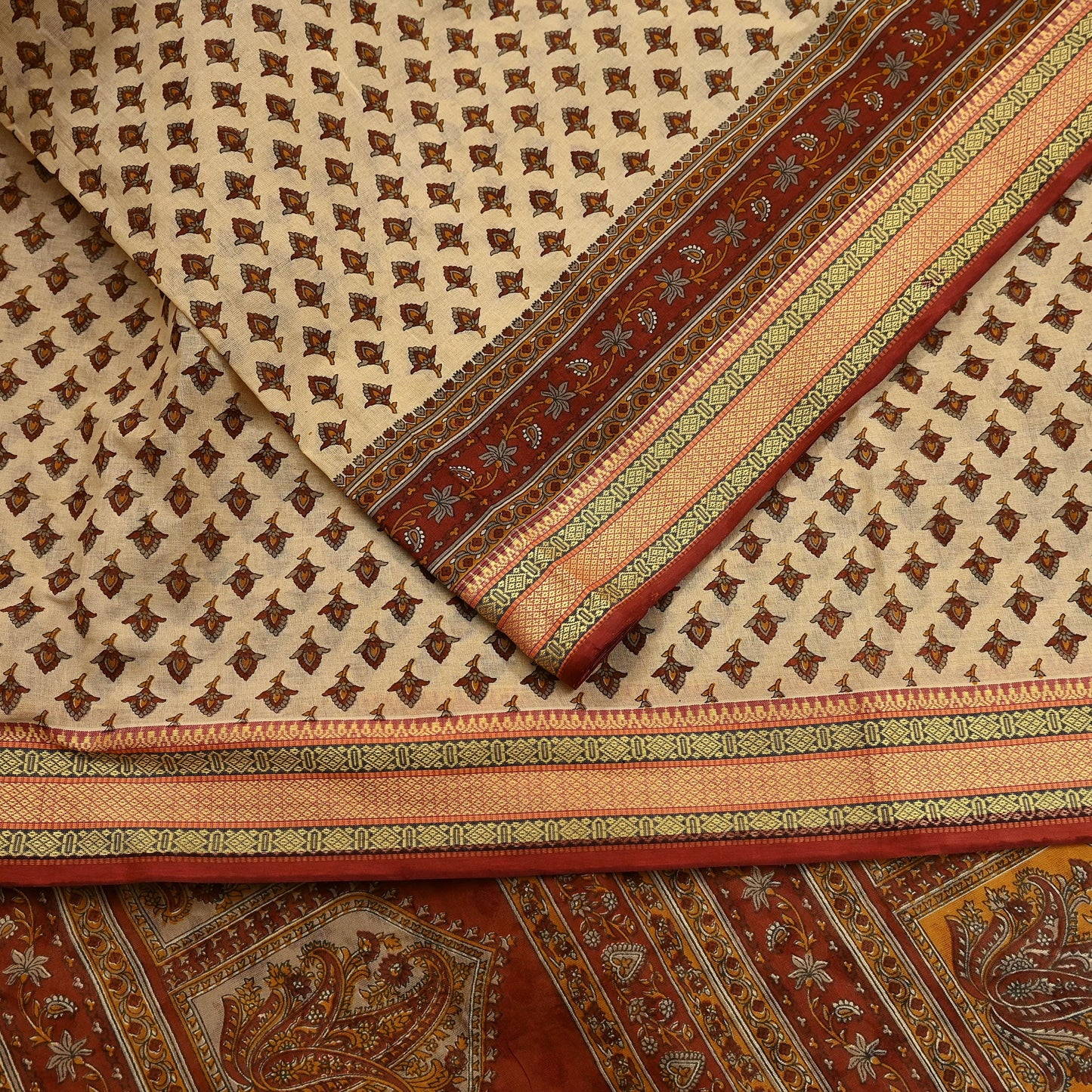 Indian Vintage Rusty & Beige Saree Printed 100% Pure Cotton Sari Craft Fabric 5Yd Sewing Sarong Wrap Dress Making Quilting Crafting