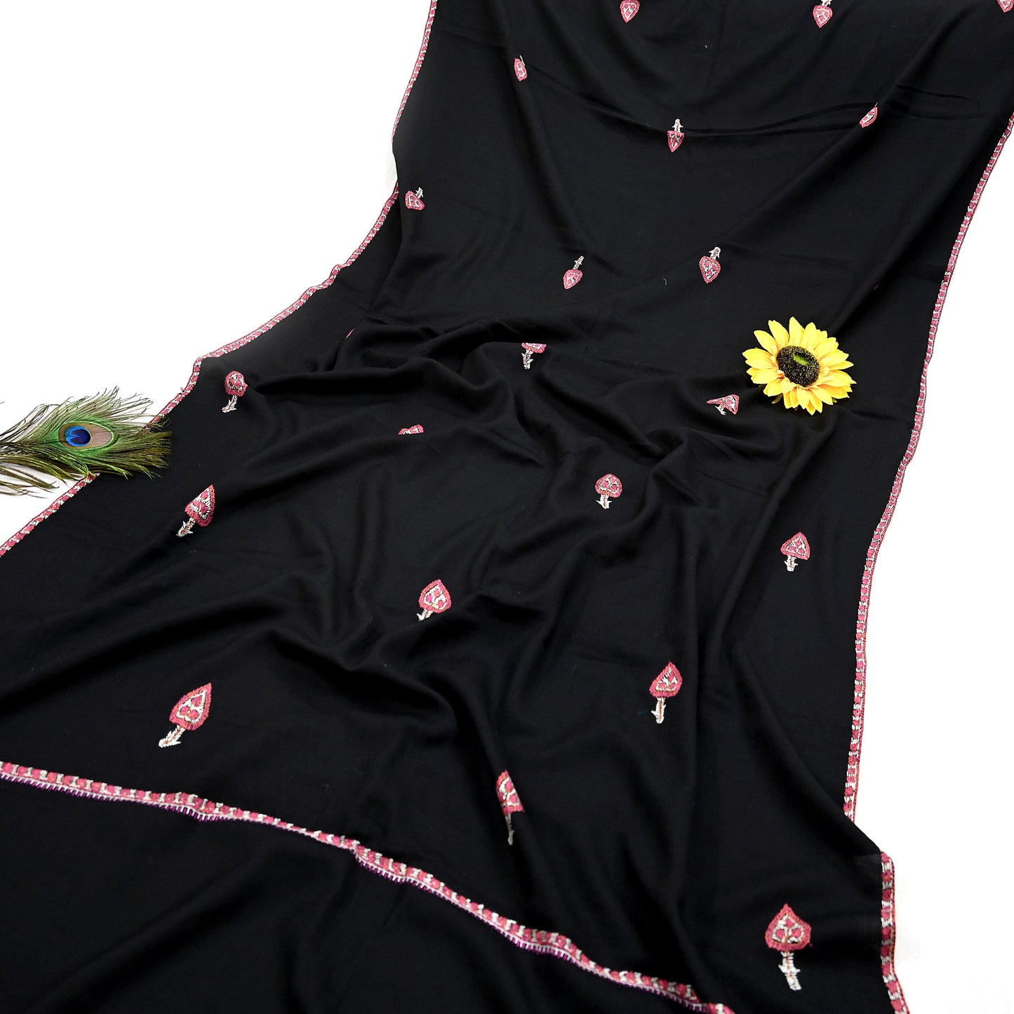 Indian Vintage Black Shawl Pure Woolen Handmade Suzani Long Throw Stole Warm Stole Paisley Design Soft Soft Cozy