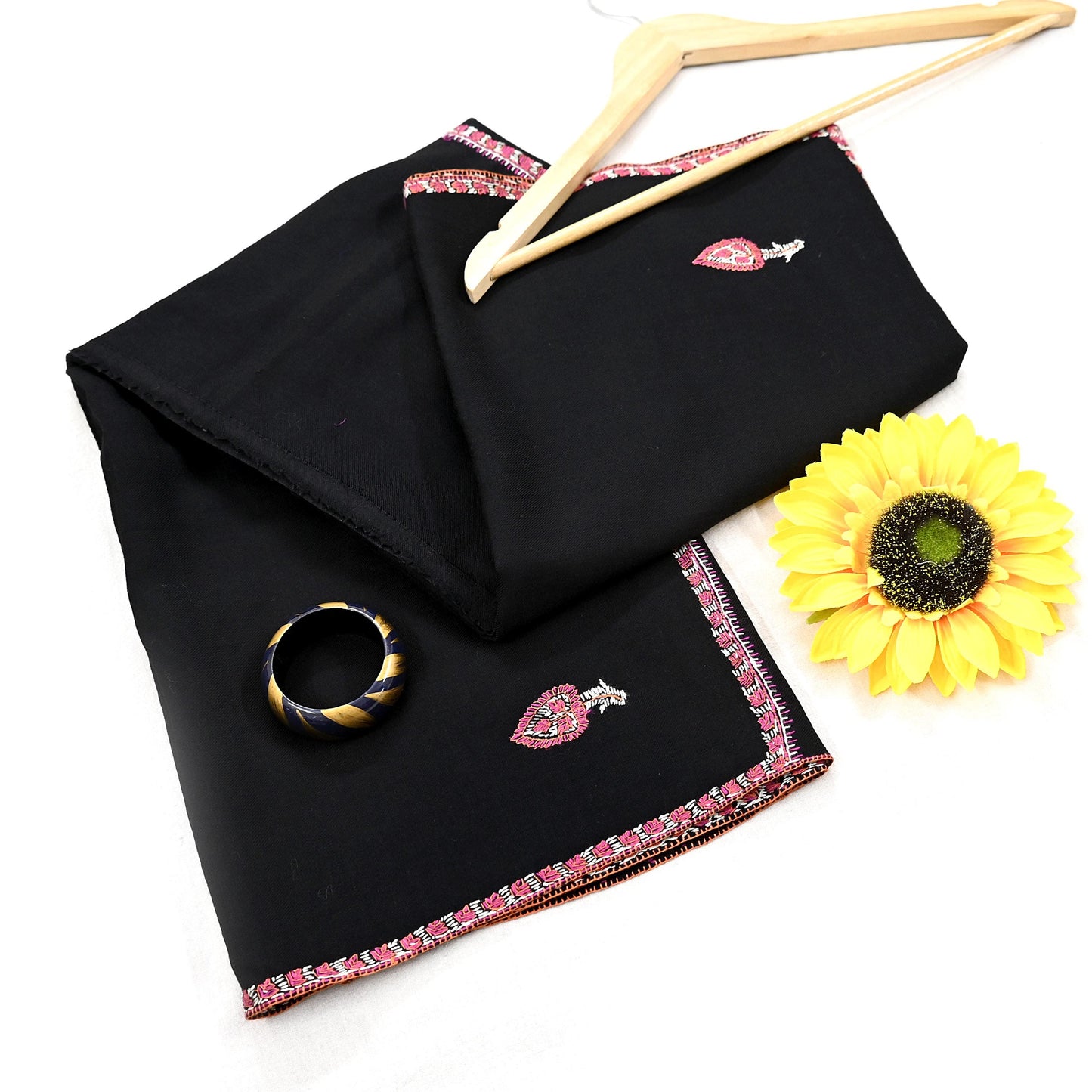 Indian Vintage Black Shawl Pure Woolen Handmade Suzani Long Throw Stole Warm Stole Paisley Design Soft Soft Cozy