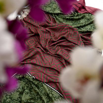 Indian Women Vintage Green & Maroon Long Stole Pure Woolen Scarf Dupatta Scarves Printed Sarong Wrap Veil Hijab Shawl Soft