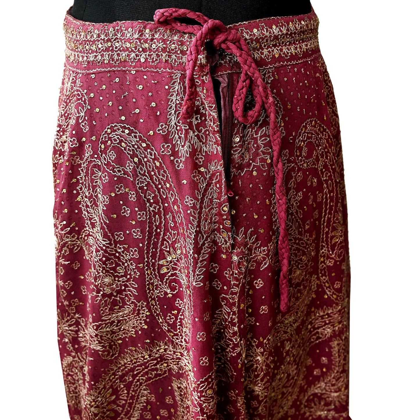 Indian Pre-owned Onion pink Pure Georgette Silk Hand Embroidered Ritu Kumar Designer Lehenga/Skirt Ethnic Bollywood Party Wear