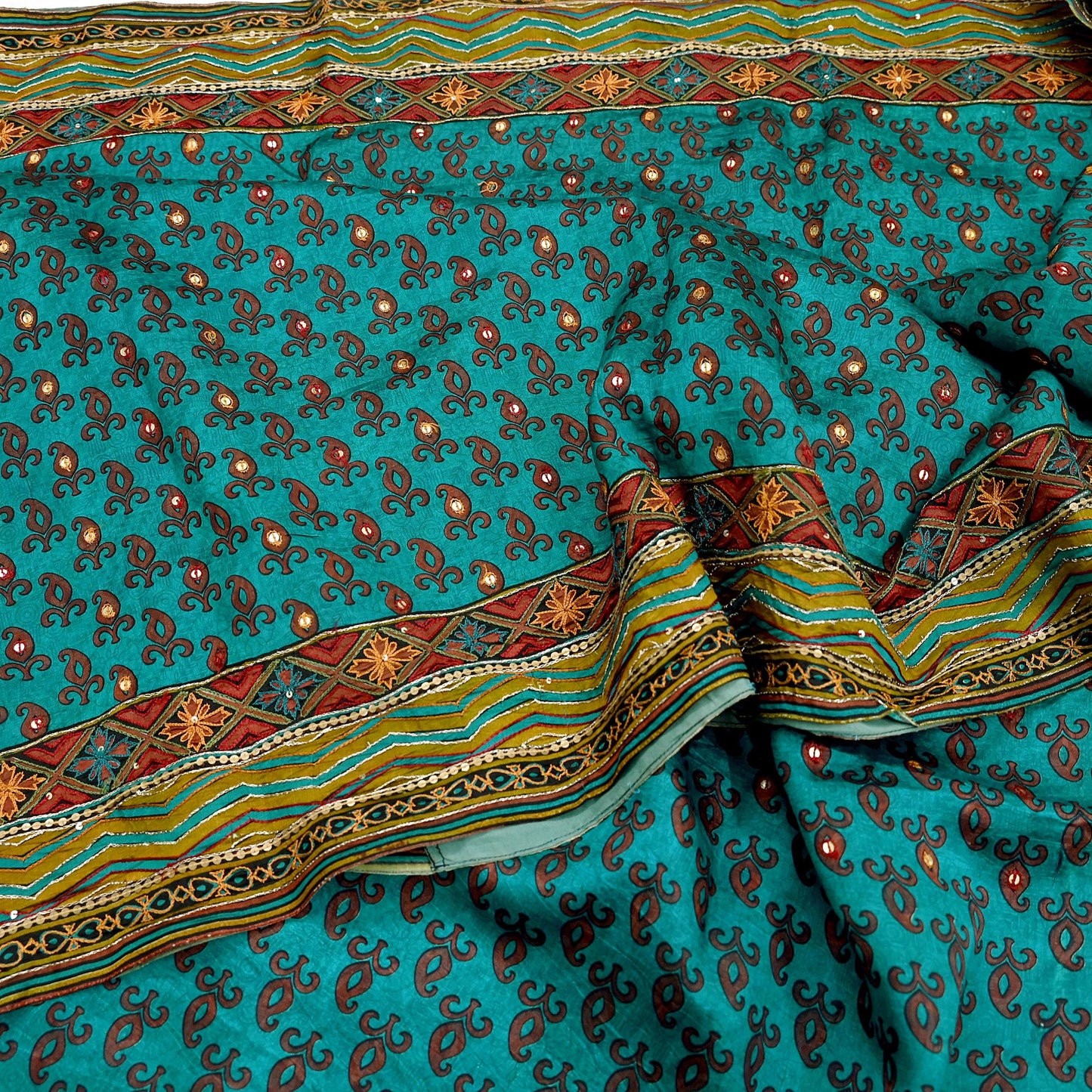 Indian Vintage Sari Green Pure Silk Hand Embroidered Sarees 5Yd Craft Fabric Sewing soft Quilting Crafting Upcycle Ethnic Bollywood sarees