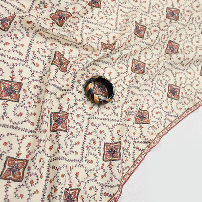 Indian Vintage Ivory Shawl Pure Woolen Handmade Suzani Long Throw Stole Warm Stole Paisley Design Soft Soft Cozy