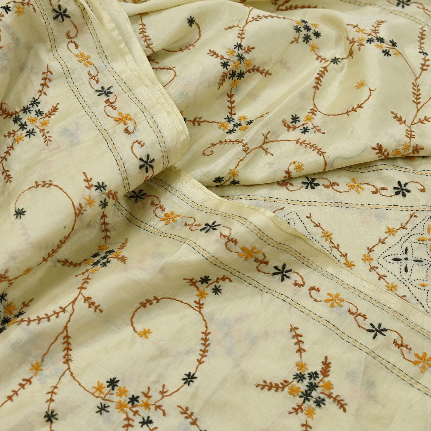 Indian Vintage Sari Ivory Artificial Silk Hand Embroidered Kantha Sarees Craft Fabric 5yd Sewing Soft Dress Making Crafting Upcycle Quilting