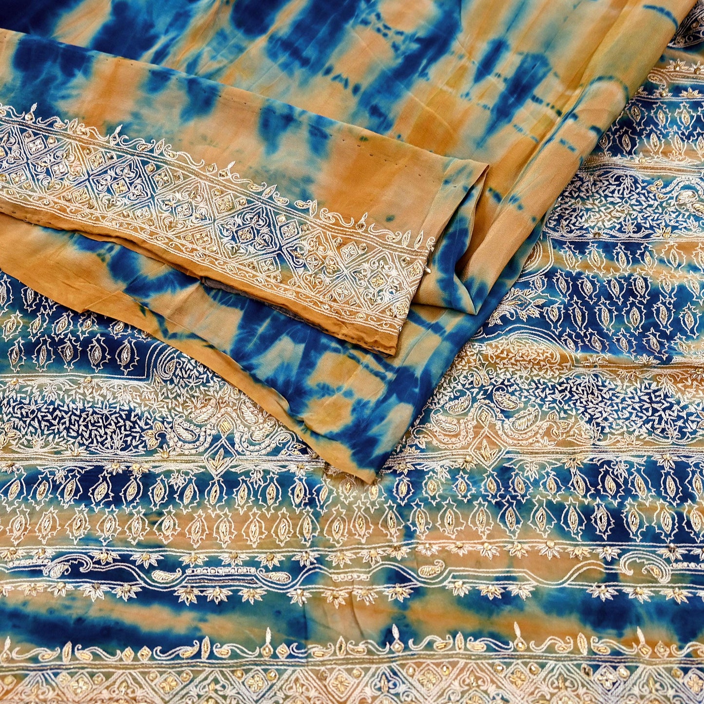 Indian Vintage Saree Pure Crepe Silk Hand Embroidered Tie-Dye Sari Fabric 5yard Sewing Craft Fabric Ethnic Dressmaking Crafting Zardozi Zari