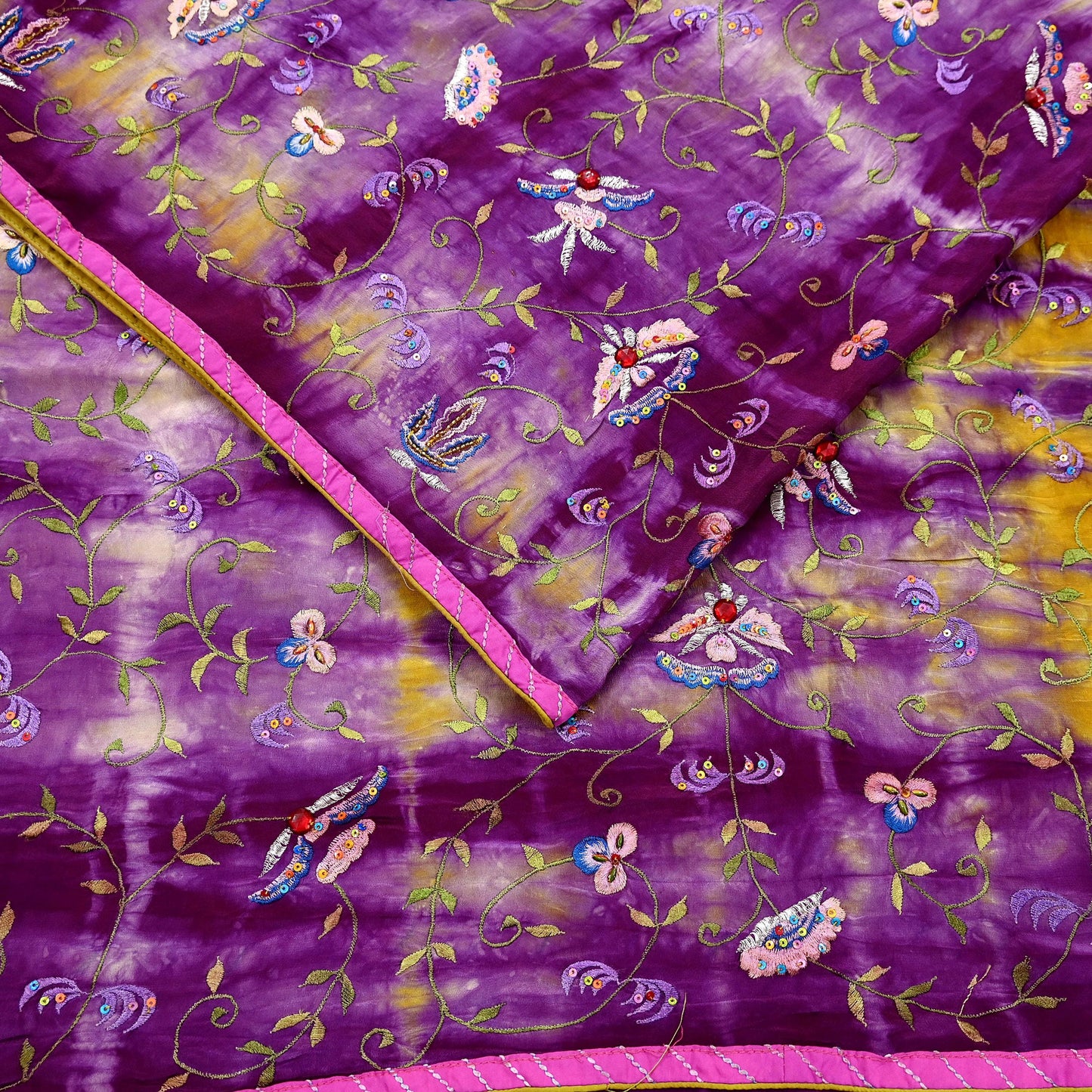 Indian Vintage Saree Purple & Yellow Pure Crepe Silk Hand Embroidered Tie-Dye Sari Fabric 5yard Sewing Craft Fabric Ethnic Dressmaking
