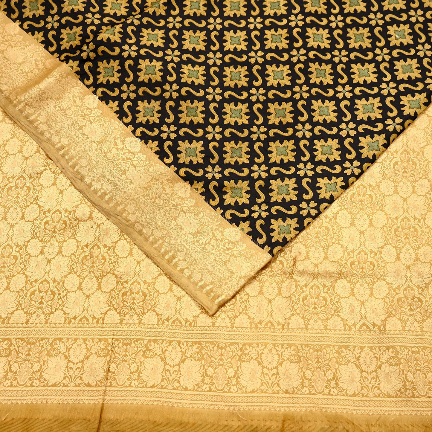 Vintage Sari Beige & Black Pure Silk Hand Woven Printed Saree Fabric 5yard Sewing Dress Designing for Crafting Quilting Upcycle Soft Border