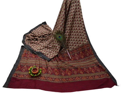 Indian Vintage Sari Maoon & Beige Pure Woolen Woven Printed Sarees Soft Warm Craft Fabric 5Yd Floral Dress making Crafting For Winter Soft