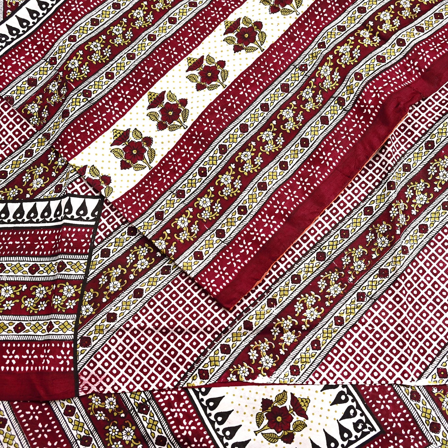 Indian Vintage Sari Maroon & Ivory 100% Pure Silk Printed Sarees 5yd Craft Fabric Sewing Dress Making Floral Quilting Crafting Upcycle Used