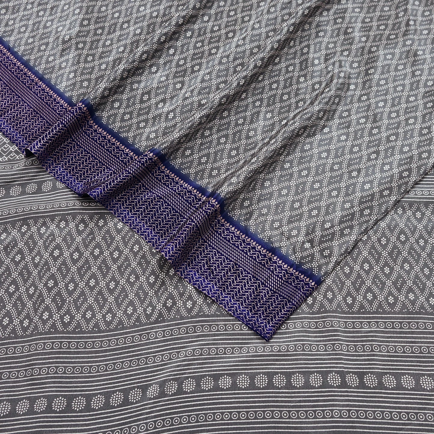 Indian Vintage Sari Blue & Gray Moss Crepe Printed Sarees 6yd Craft Fabric Sewing Floral Soft Dress making Quilting Crafting Upcycle Used