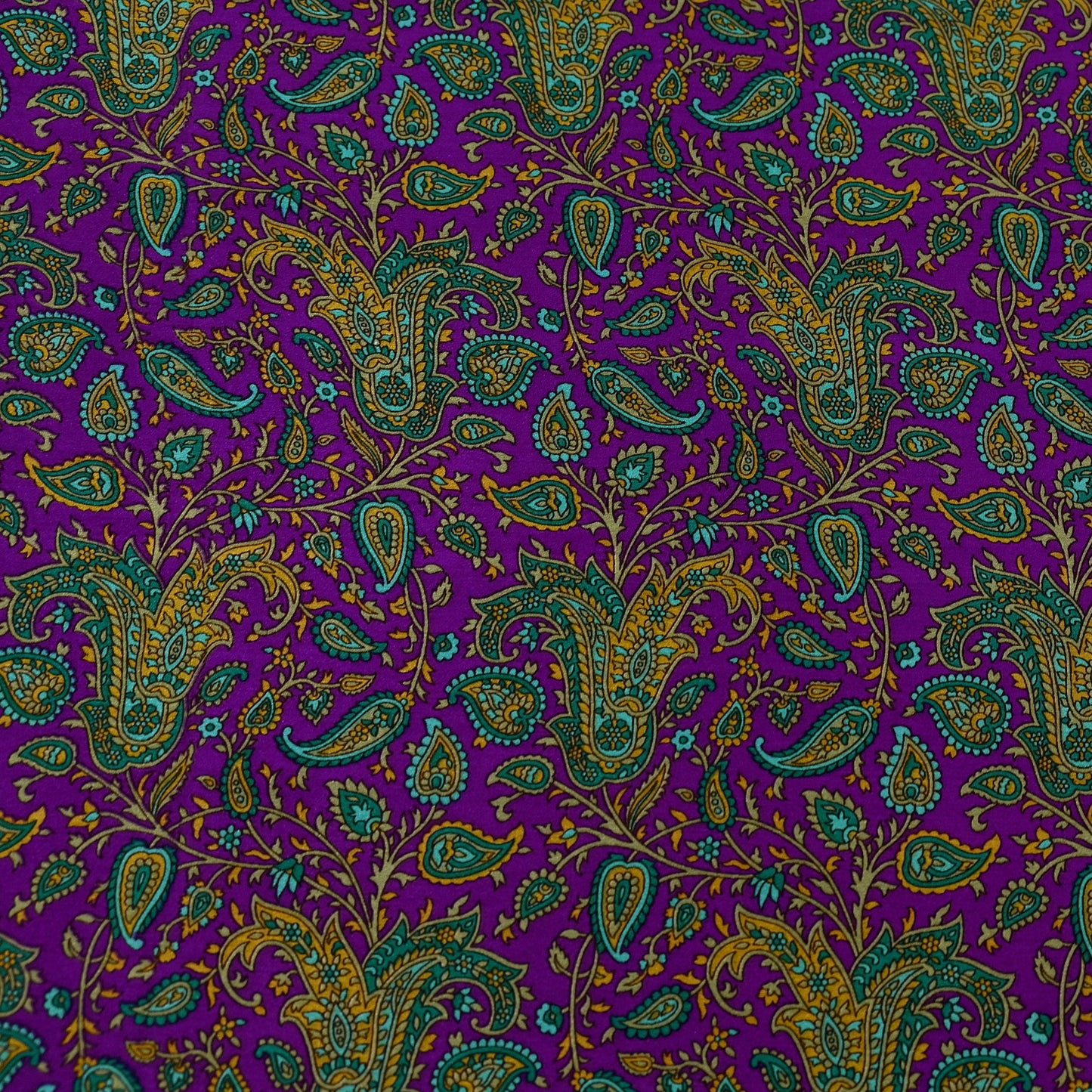 Indian Vintage Purple Moss Crepe Saree Printed Floral Sari Fabric 6 Yards Soft Craft Fabric for Sewing, Dressmaking, Quilting,Upcycling