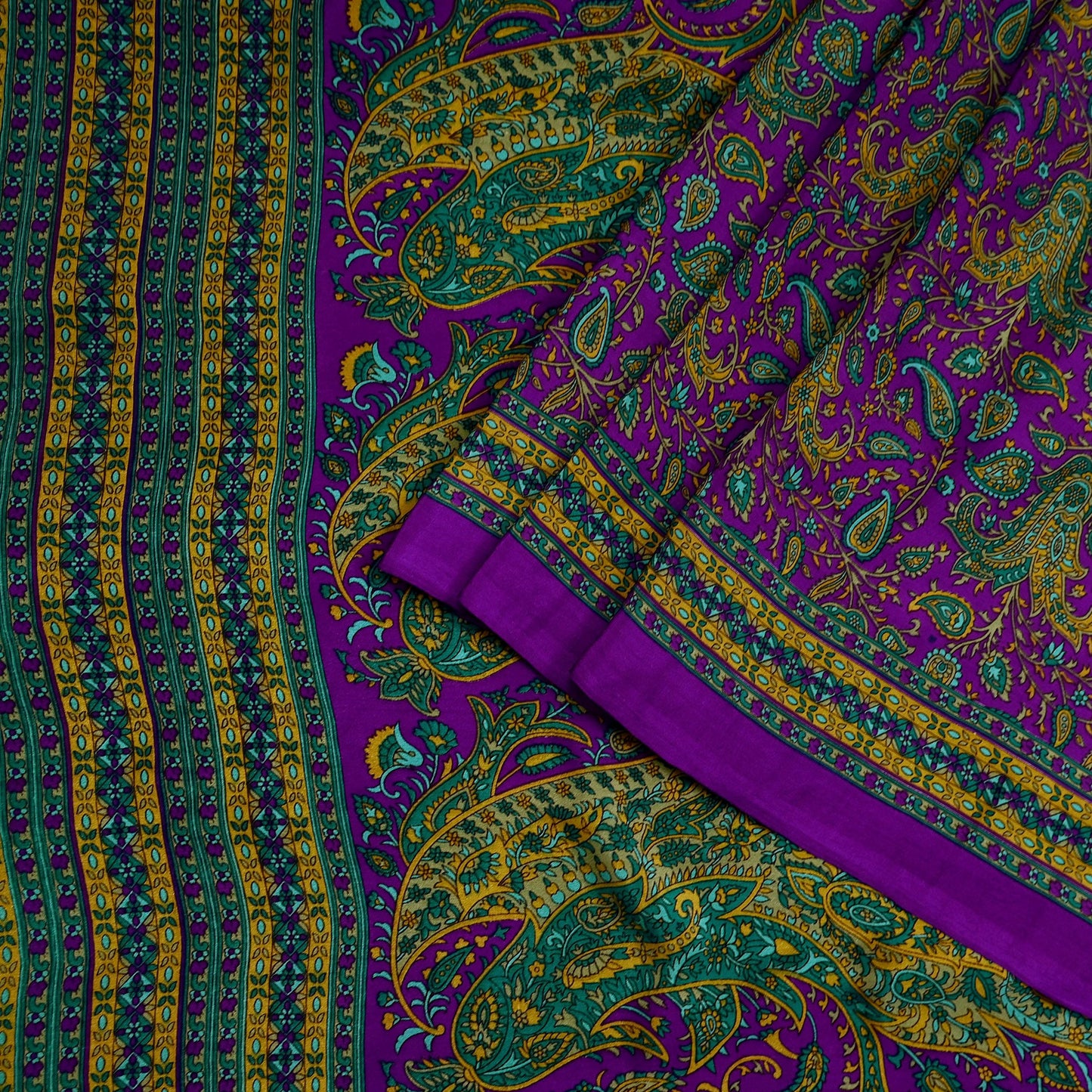 Indian Vintage Purple Moss Crepe Saree Printed Floral Sari Fabric 6 Yards Soft Craft Fabric for Sewing, Dressmaking, Quilting,Upcycling