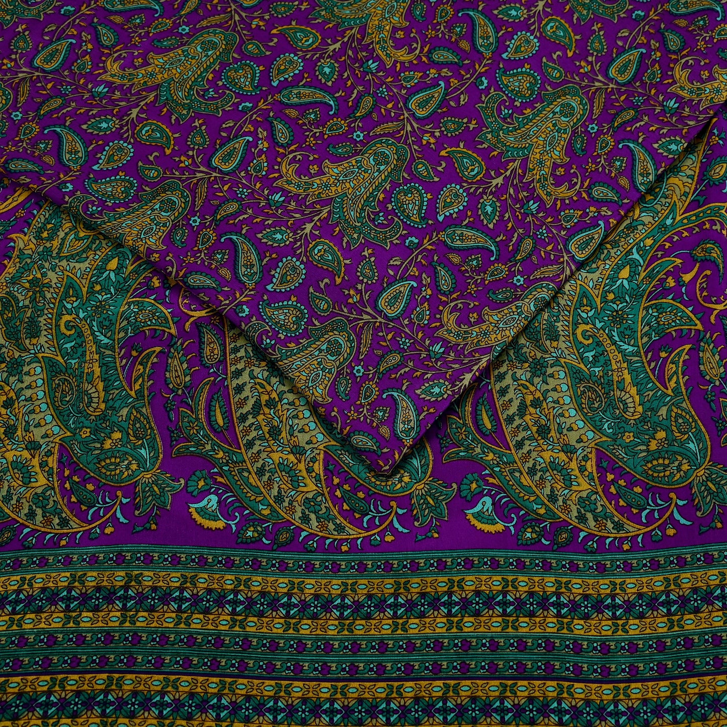 Indian Vintage Purple Moss Crepe Saree Printed Floral Sari Fabric 6 Yards Soft Craft Fabric for Sewing, Dressmaking, Quilting,Upcycling