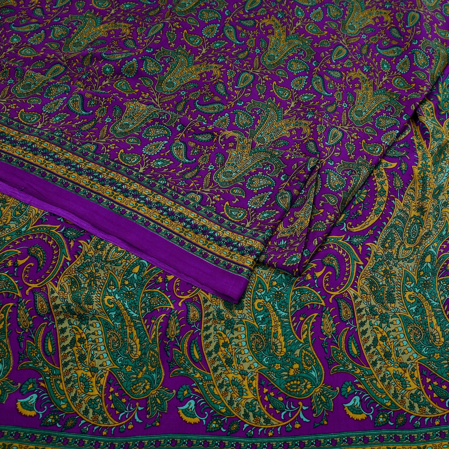 Indian Vintage Purple Moss Crepe Saree Printed Floral Sari Fabric 6 Yards Soft Craft Fabric for Sewing, Dressmaking, Quilting,Upcycling