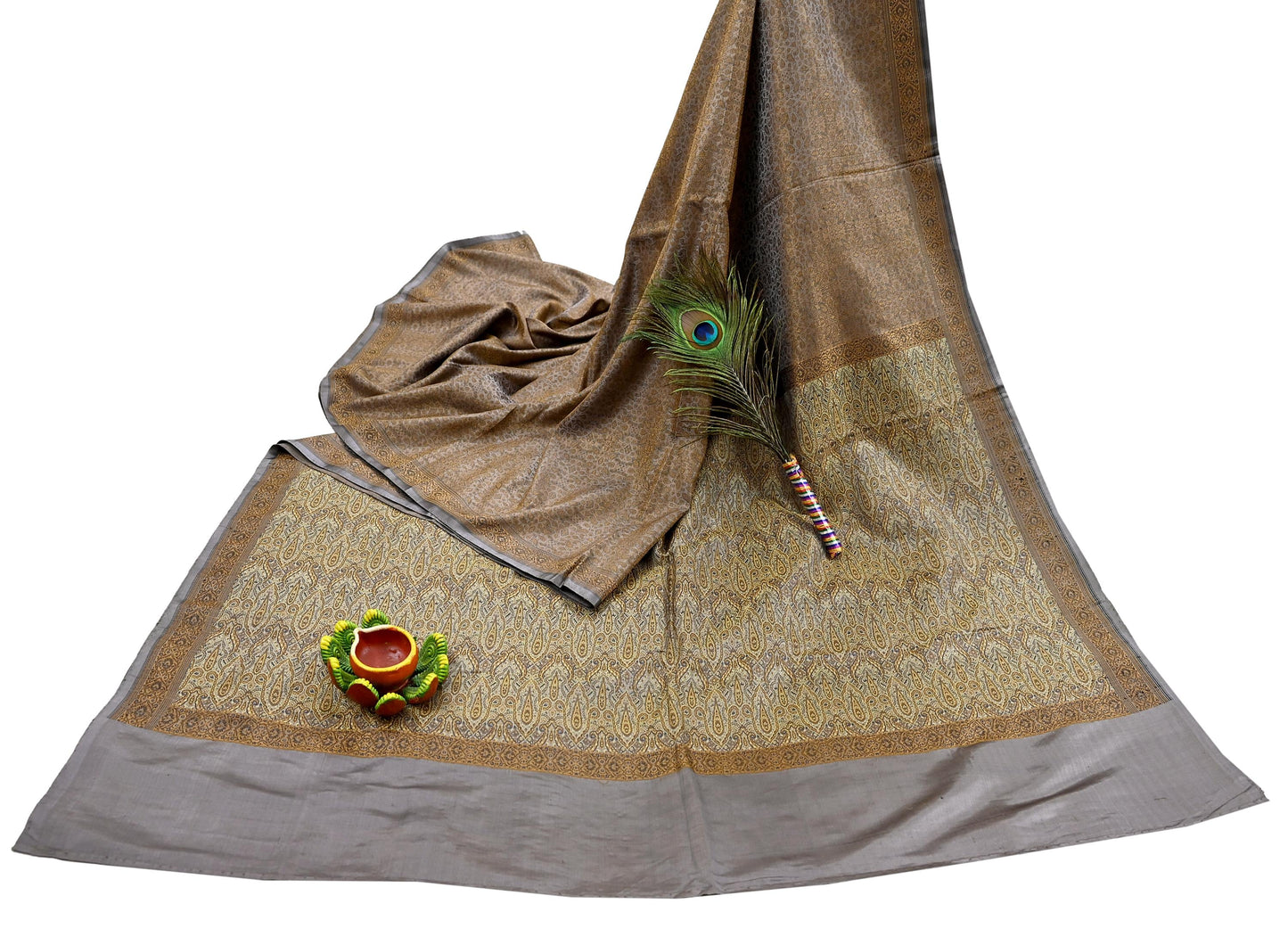 Indian Vintage Sari Dusty Purple Heavy Pure Satin Silk Hand Woven Tanchoi Sarees Ethnic Wear 5Yd Paisley Craft Fabric Dress Making Crafting