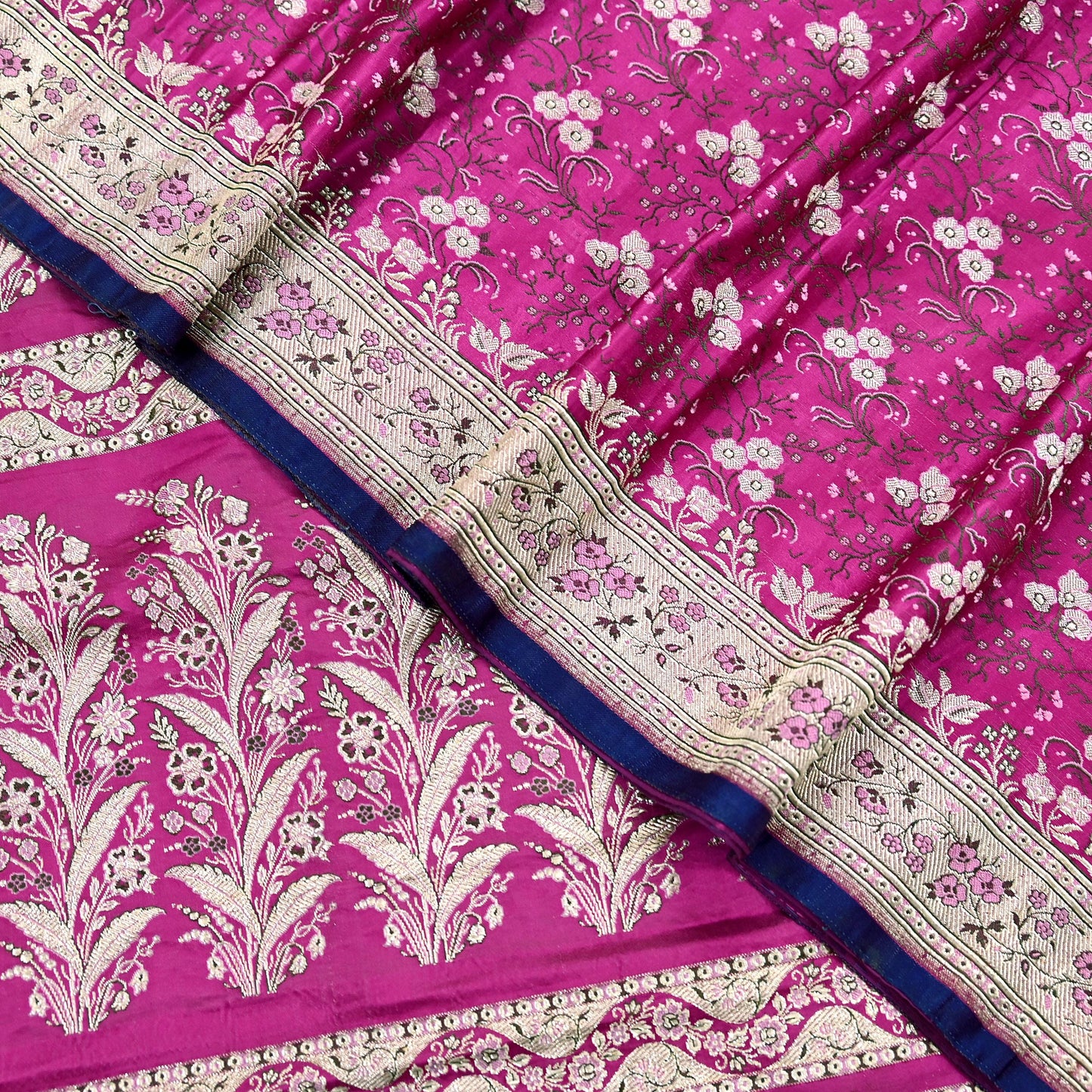 Indian Vintage Sari Magenta Heavy Pure Satin Silk Woven Banarasi Brocade Saree Zari 5Yd Ethnic Dress making Crafting Bollywood