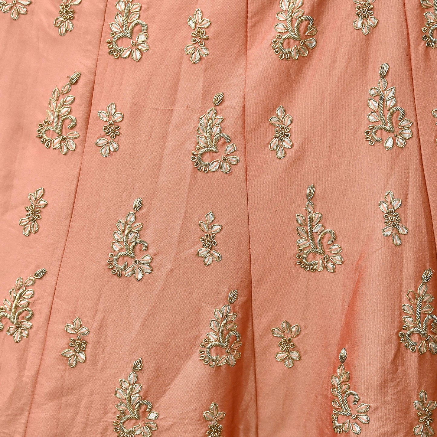 Indian Heavy Peach Hand Embroidered Semi Stitched Lehenga/Skirt Bridal Wear Zardozi/ Dabka Bollywood skirt party wear