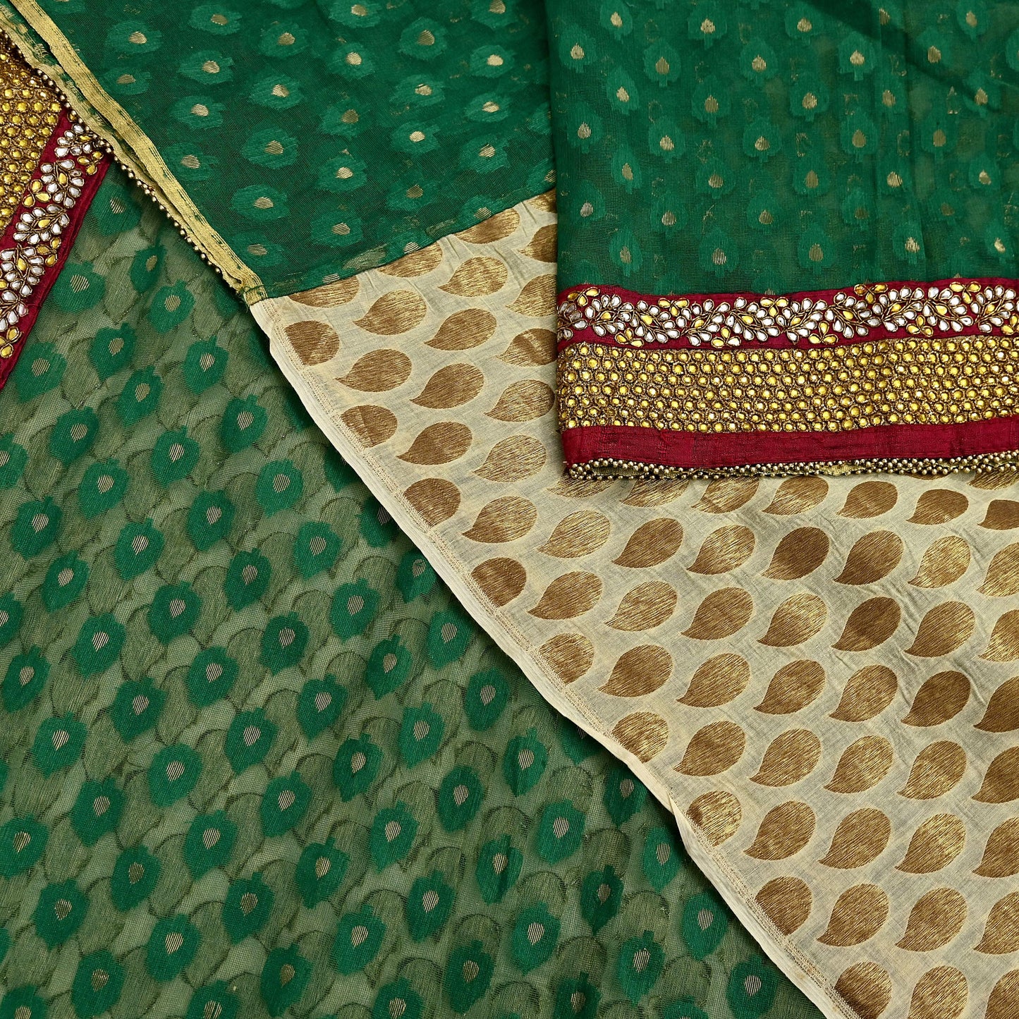 Indian Vintage Heavy Sarees Beige & Green Pure Cotton Hand Embrooidered Jamdani Sari 6yd Ethnic Floral Craft Fabric Dress making Upcycle