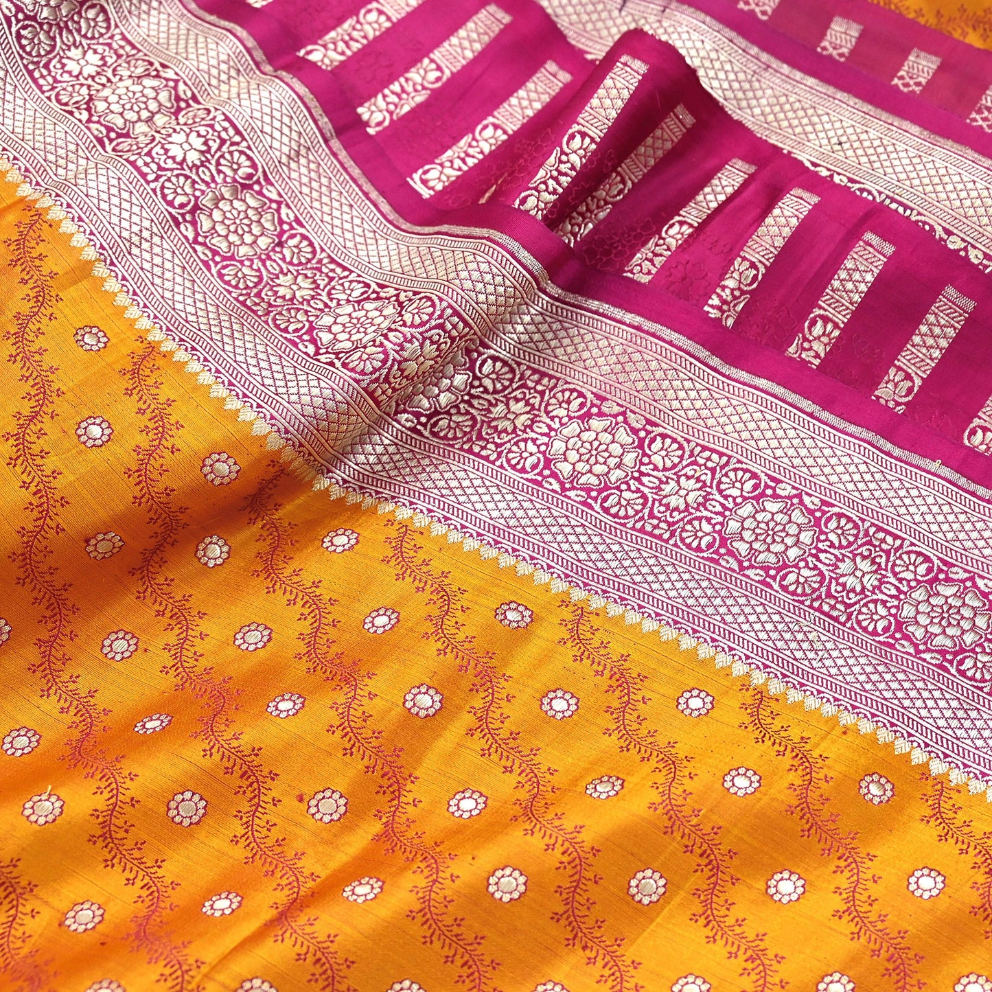 Indian Vintage Sari Heavy Wedding Pure Satin Silk Saffron & Pink saree Banarasi Brocade Saree Golden Zari 5Yard Fabric Ethnic Dressmaking