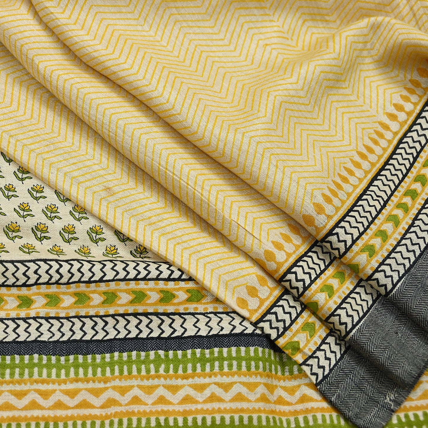 Vintage Yellow & Beige Long Stole Pure Woolen Scarf Printed Dupatta Infinity Scarves Sarong Wrap Veil Woman Hijab Shawl Craft Fabric Fringes