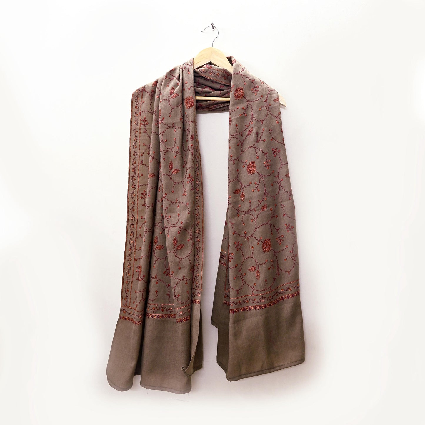 Indian Vintage Brown Shawl Pure Woolen Handmade Suzani Long Throw Stole Warm Stole Paisley Design Soft Soft Cozy