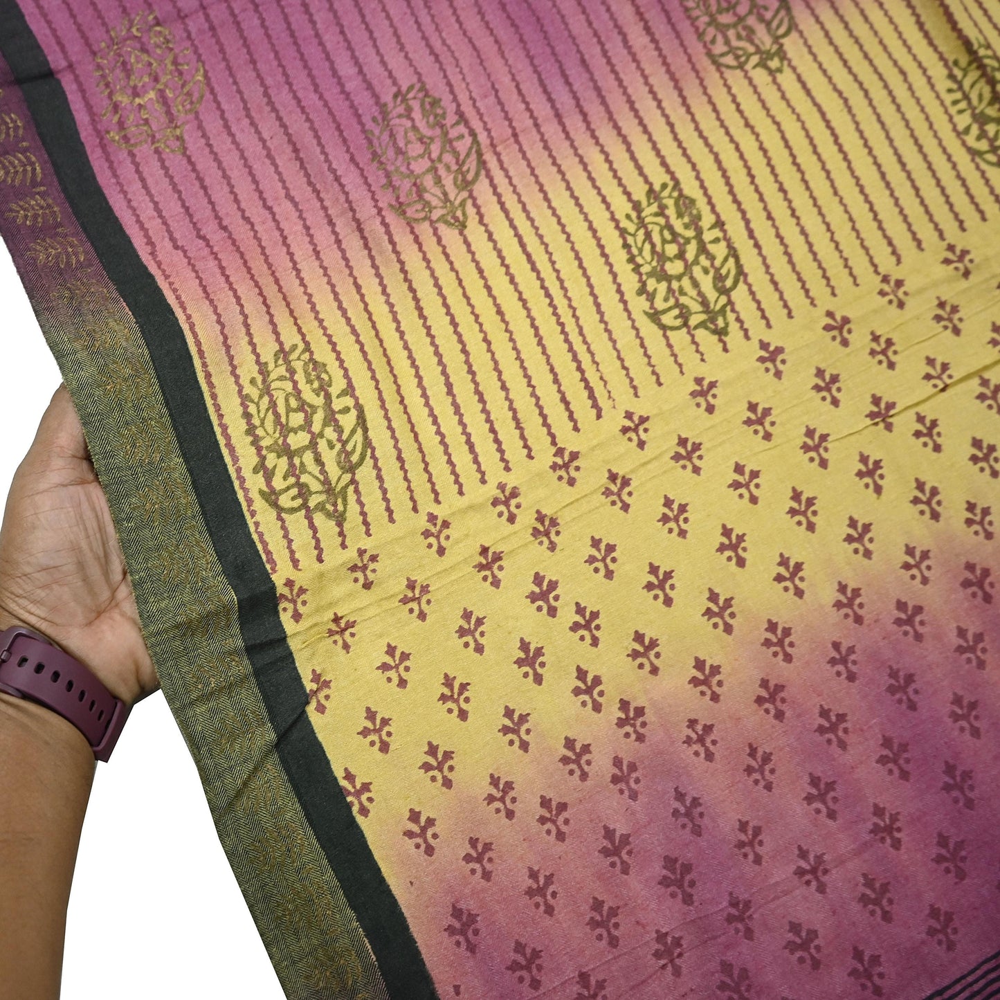 Vintage Indian Maroon & yellow Long Stole Woolen Scarf Dupatta Infinity Scarves Painted Sarong Wrap Craft Fabric Veil Woman Hijab Shawl