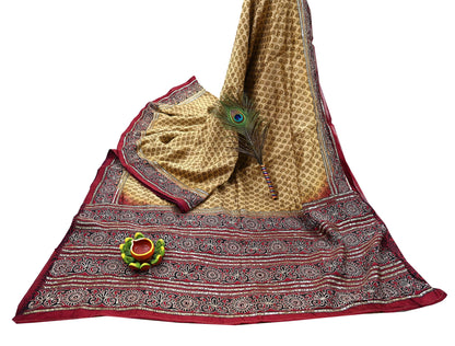 Indian Vintage Sari Beige & Maroon Pure Silk Hand Embroidered Sarees 5Yd Craft Fabric Sewing soft Quilting Crafting Ethnic Bollywood sarees