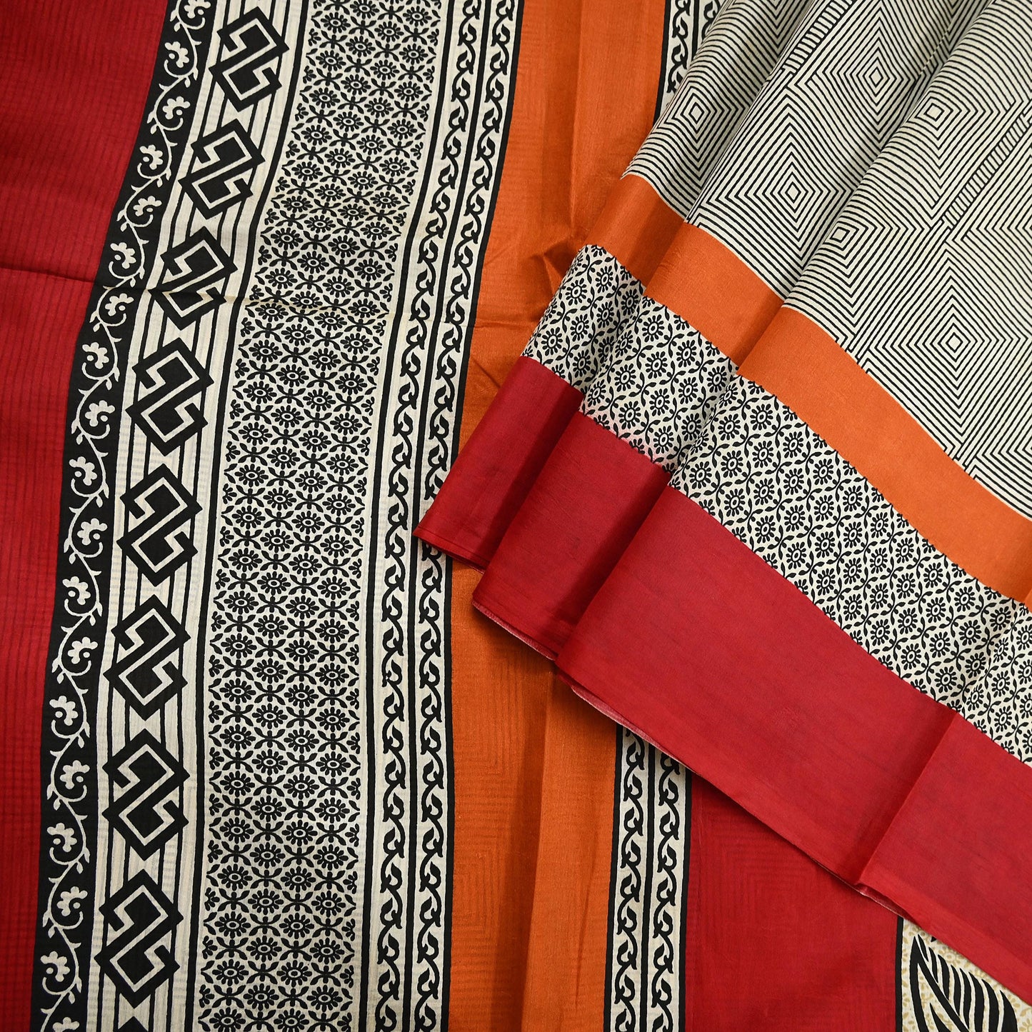 Indian Vintage Sari Ivory & Black Printed Pure Silk Sarees 5yd Sewing Craft Fabric DressMaking Soft Wrap Upcycle Quilting Crafting Used