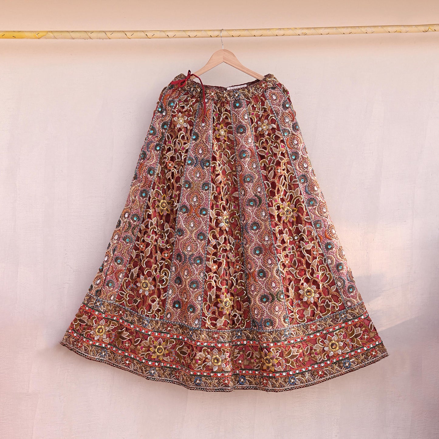 Indian Pre-Owned Heavy Wedding Red Pure Satin Silk Hand Embroidered Lehenga/Skirt Designer By Manish Malhotra Bridal Wear Zardozi/ Dabka