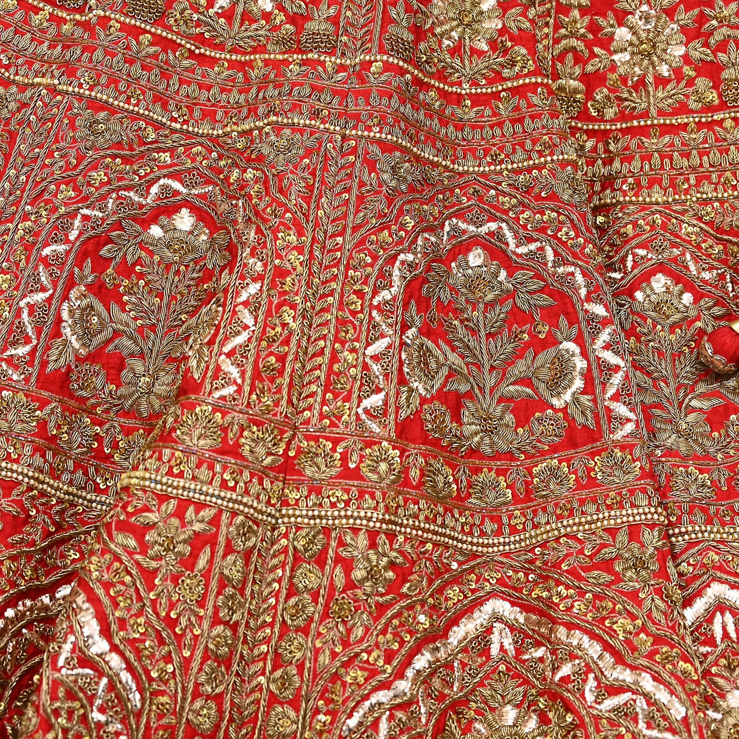 Indian Heavy Wedding Red Raw Silk/Net Hand Embroidered Lehenga 2pcs Set By Designer Sabyasachi Bridal Wear