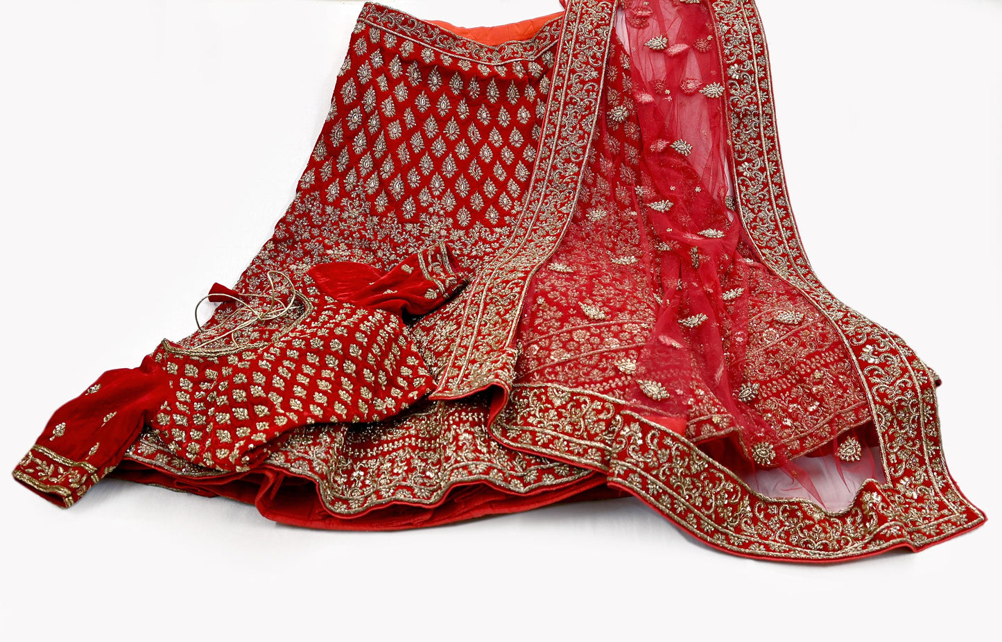 Indian Heavy Wedding Red Velvet/Net Hand Embroidered Semi Stitched Lehenga Set of 3pcs Bollywood style wedding wear