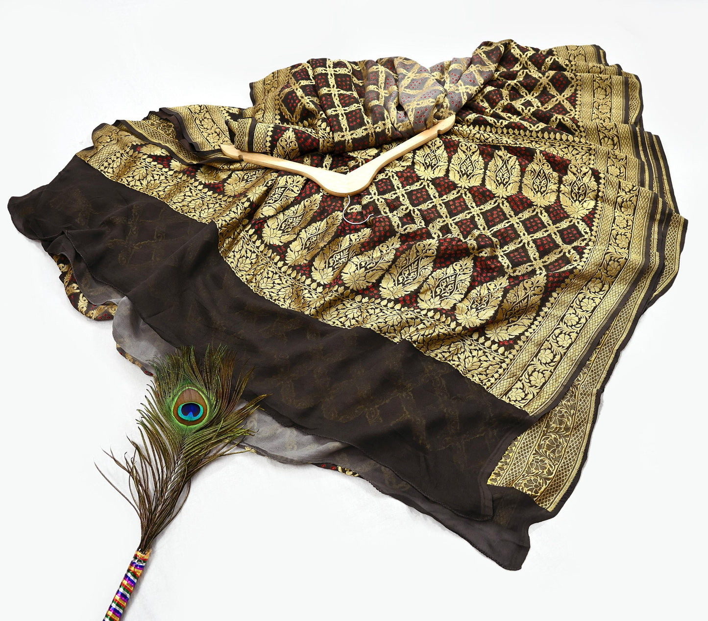 Indian Pre-Owned Sari Gray & Green Pure Georgette silk Hand Woven Bandhani Sarees Ethnic Zardozi/Dabka Zari Wedding Saree