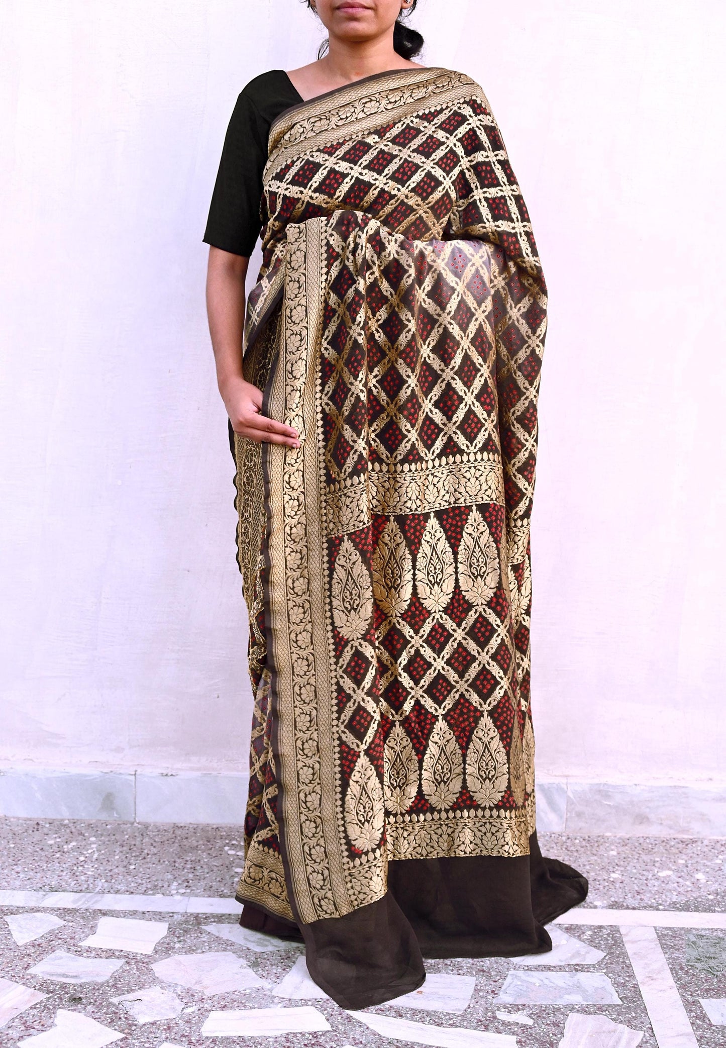 Indian Pre-Owned Sari Gray & Green Pure Georgette silk Hand Woven Bandhani Sarees Ethnic Zardozi/Dabka Zari Wedding Saree