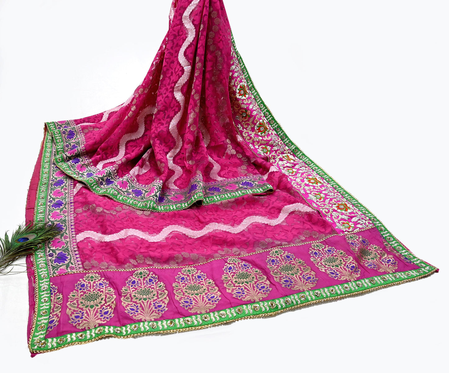 Indian Pre-Owned Sari Magenta Pure Silk Hand Embroidered Jamdani Designer Manish Malhotra Sarees Ethnic Zardozi/Zari wedding Saree