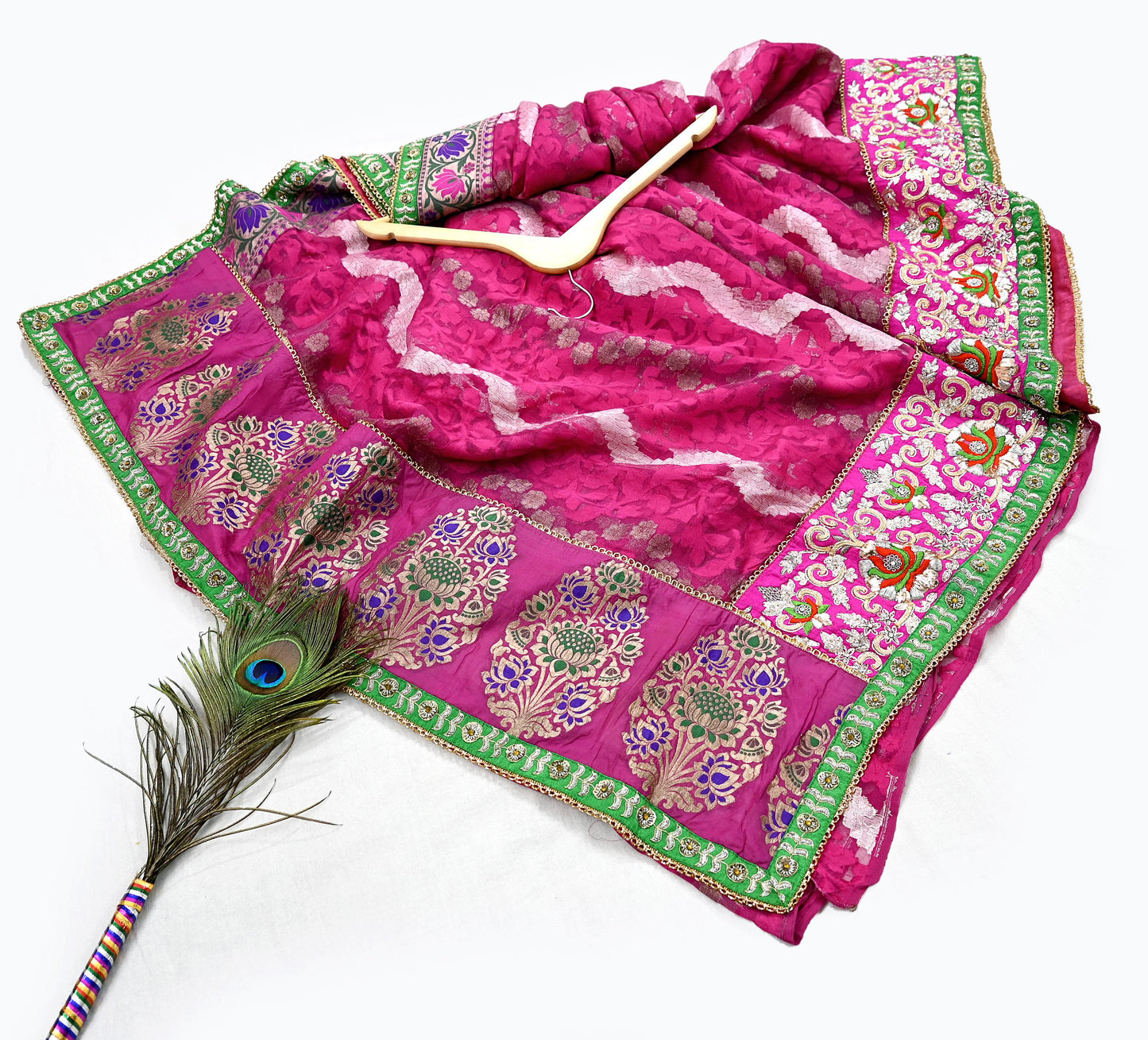 Indian Pre-Owned Sari Magenta Pure Silk Hand Embroidered Jamdani Designer Manish Malhotra Sarees Ethnic Zardozi/Zari wedding Saree