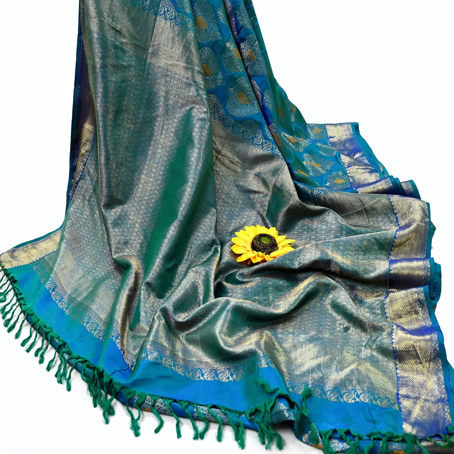 Indian Vintage Heavy Blue & Green Saree 100% Pure Silk Hand Woven Kanjeevaram Sari 5yd Ethnic Zari Premium Wedding Saree Fringes