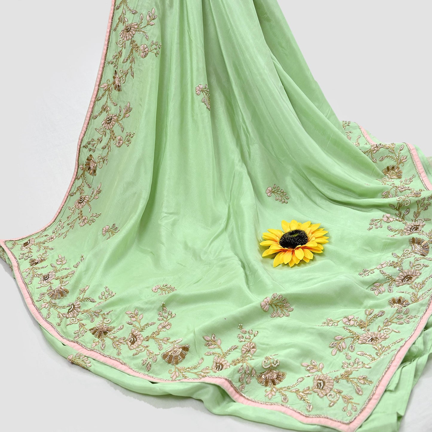 Indian Pre-owned Sari Green Pure Chanderi Silk Hand Embroidered Anamika Khanna Designer Sarees Ethnic 6Yd Sewing  Zardozi Wedding Sarees