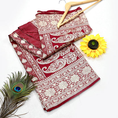 Indian Antique Vintage Heavy Sari Maroon Pure Silk Hand Woven Banarasi Sarees Zari 5Yd Pre-owned Designing