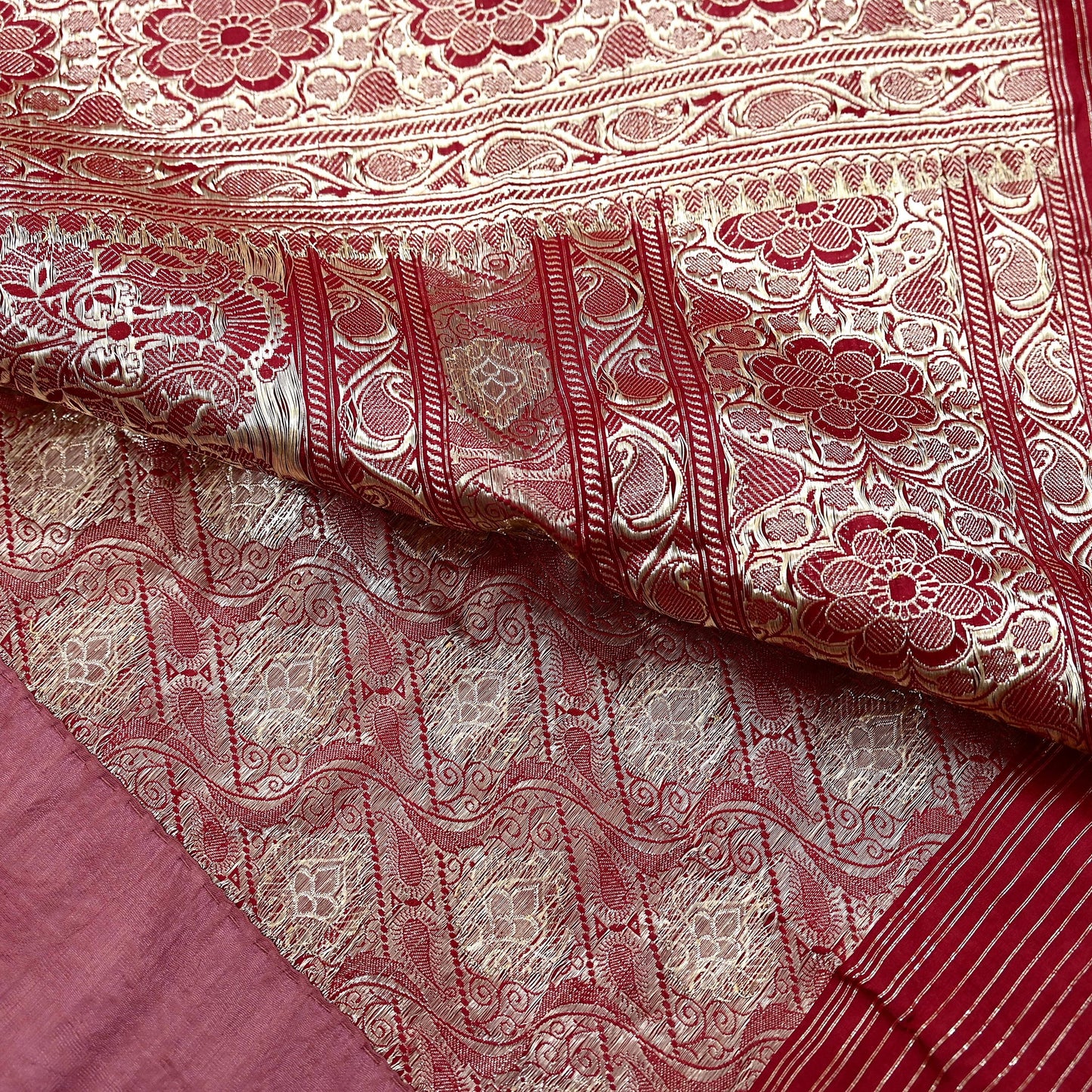 Indian Antique Vintage Heavy Sari Maroon Pure Silk Hand Woven Banarasi Sarees Zari 5Yd Pre-owned Designing
