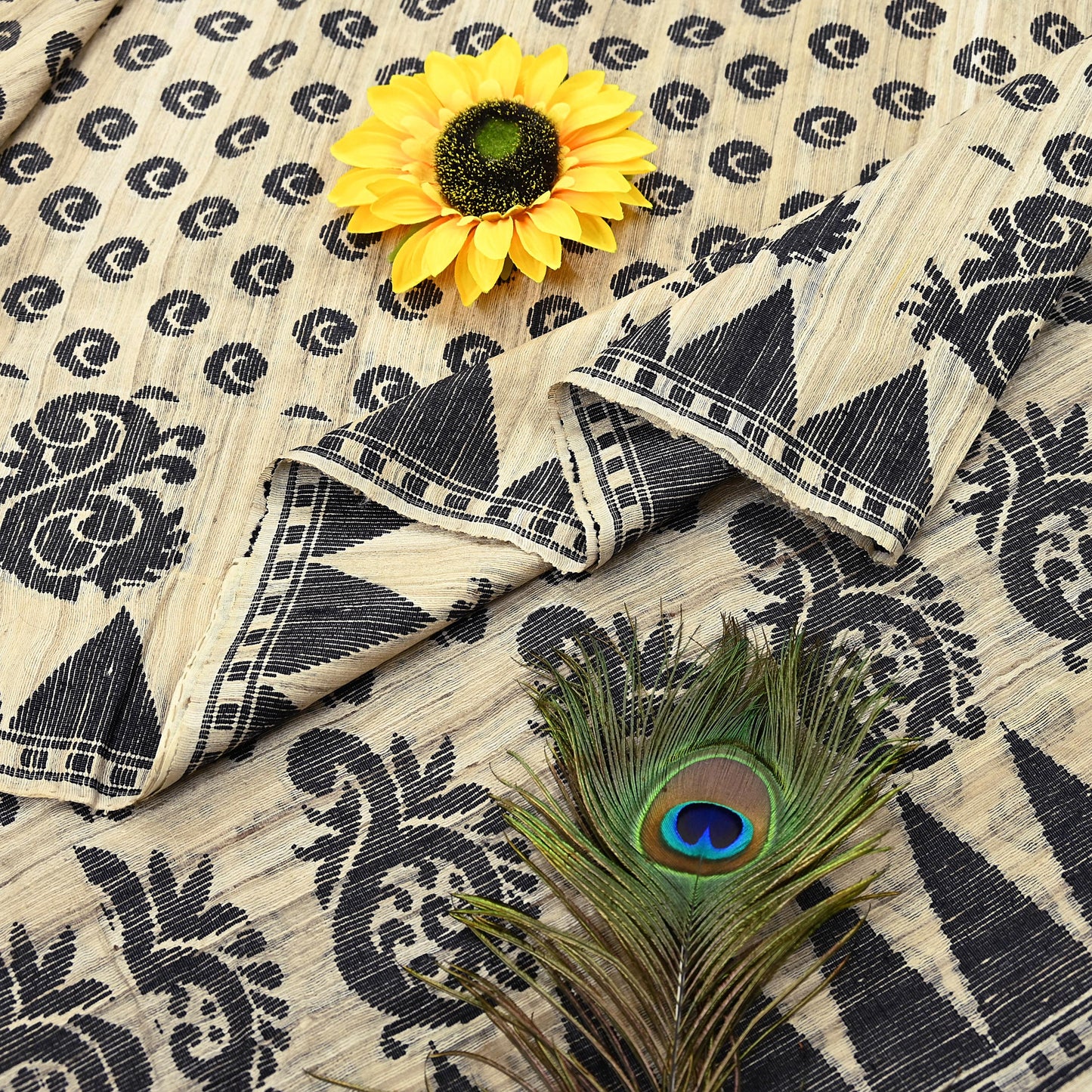 Indian Vintage Beige Saree Pure Khadi Silk Handloom Embroidered  Sari Craft Fabric 5yd Ethnic Wear Border Dress making Upcycle with Blouse