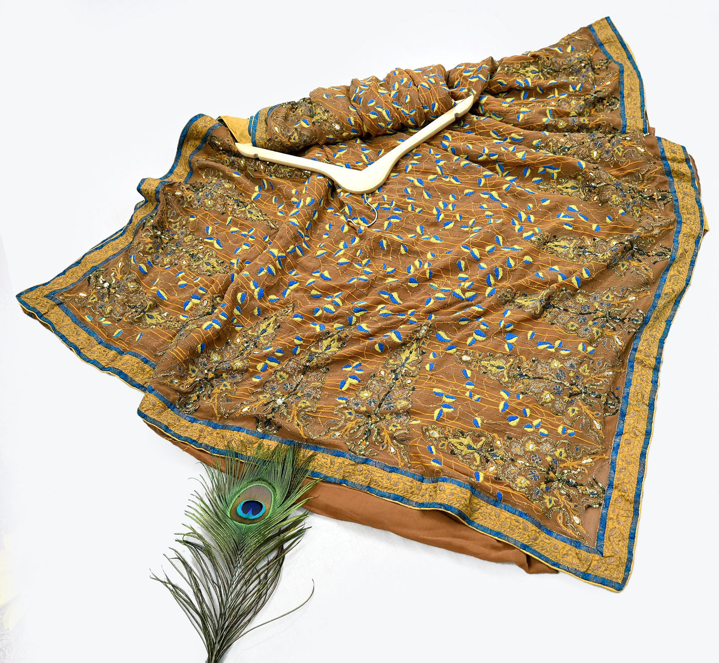 Indian Pre-owned Heavy Sari Brown Pure Georgette Silk Hand Embroidered Kantha Sarees Designer Abu Jani 6Yd Sewing Ethnic Sarees