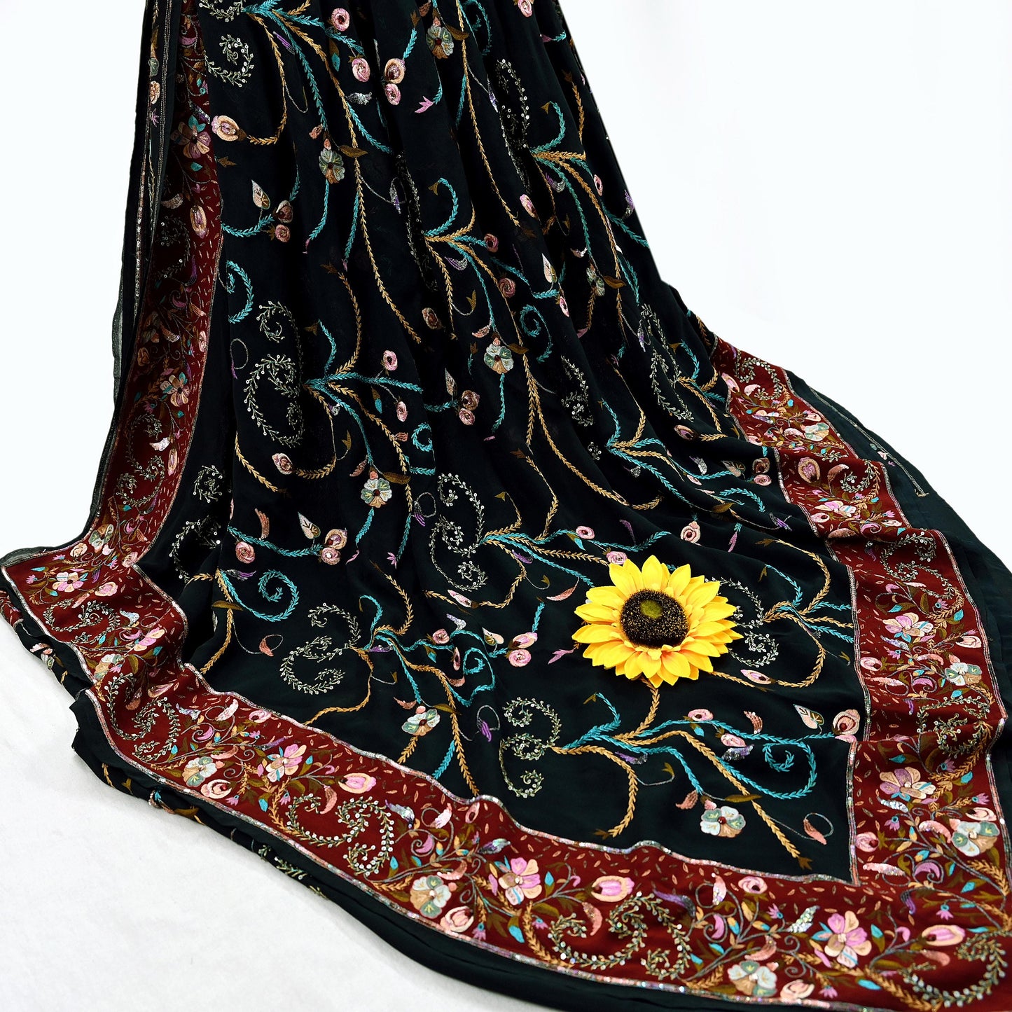 Indian Pre-owned Heavy Sari Black Pure Georgette Silk Hand Embroidered Sarees Designer Abu Jani 5Yd Sewing Ethnic Bollywood Designer Sarees