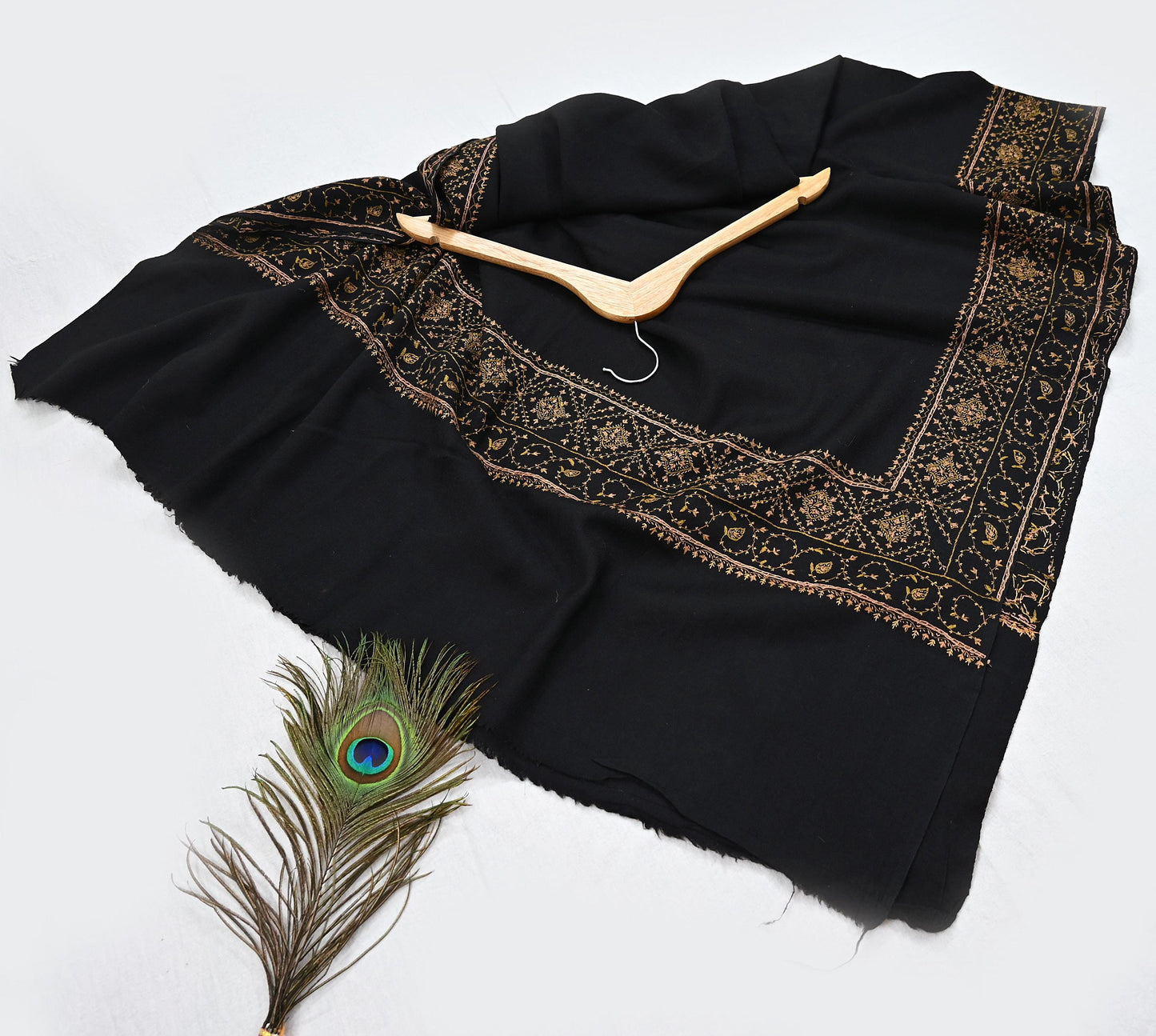 Indian Vintage Black Shawl Pure Woolen Handmade Suzani Long Throw Stole Warm Stole Floral Design Soft Soft Cozy