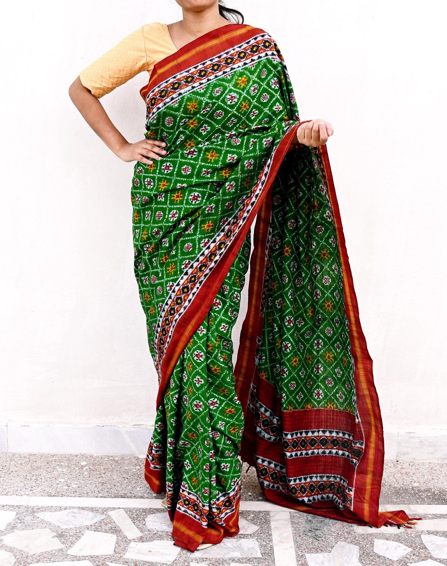 Indian Antique Vintage Hand Woven Double Ikat Patola Sarees 100% Pure Silk Craft Fabric 5Yd Dress Making Sewing For wearing