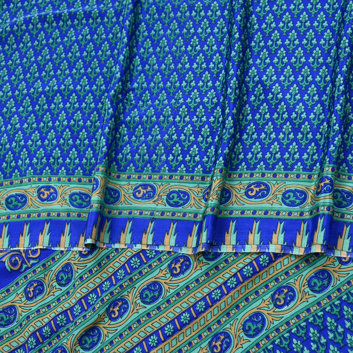 Indian Vintage Blue Artificial Silk Saree Printed Floral Sari Fabric 6 Yards Soft Craft Fabric for Sewing, Dressmaking, Quilting,Upcycling