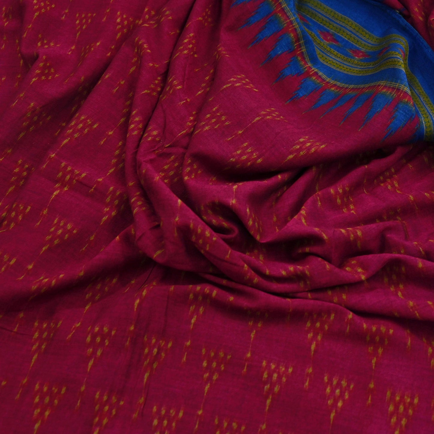 Indian Vintage Blue & Red Saree Ikat Printed Pure Cotton Sari Craft Fabric 5Yard Sewing Sarong Wrap Boho Dress Making Quilting Upcycle