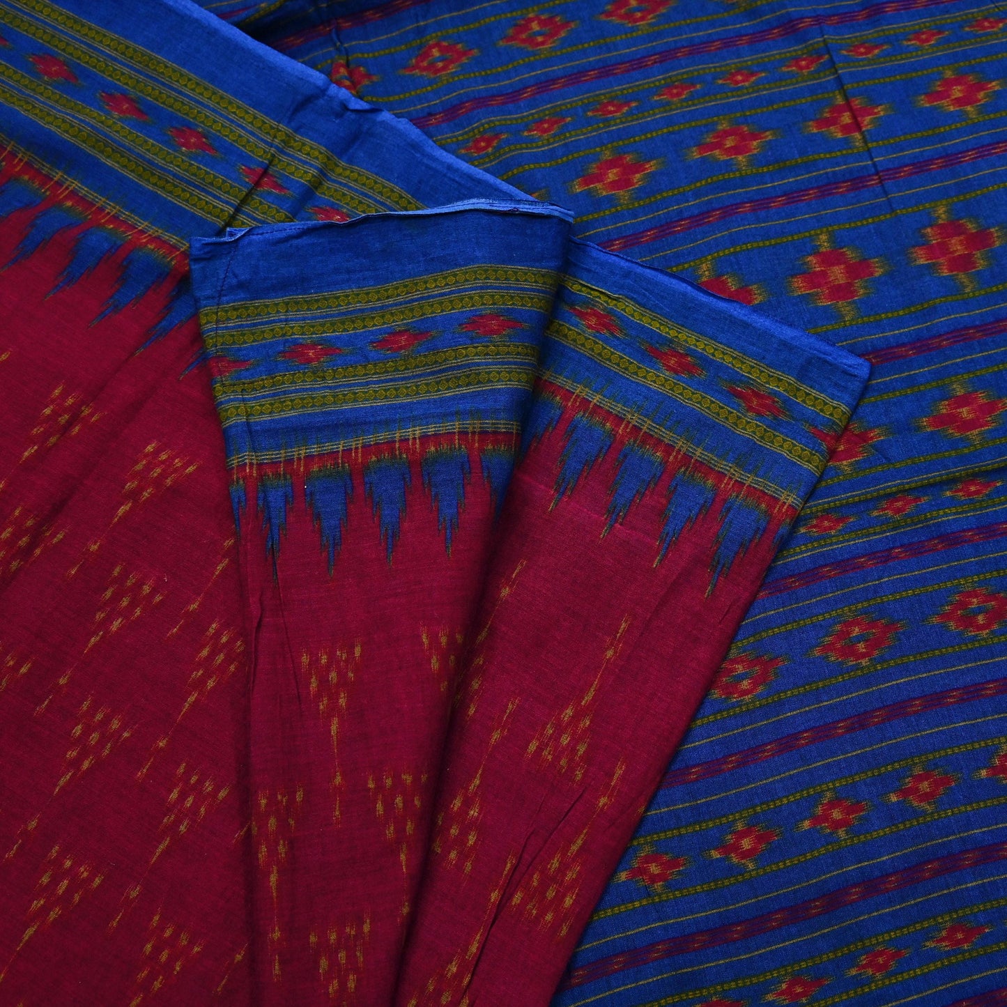 Indian Vintage Blue & Red Saree Ikat Printed Pure Cotton Sari Craft Fabric 5Yard Sewing Sarong Wrap Boho Dress Making Quilting Upcycle