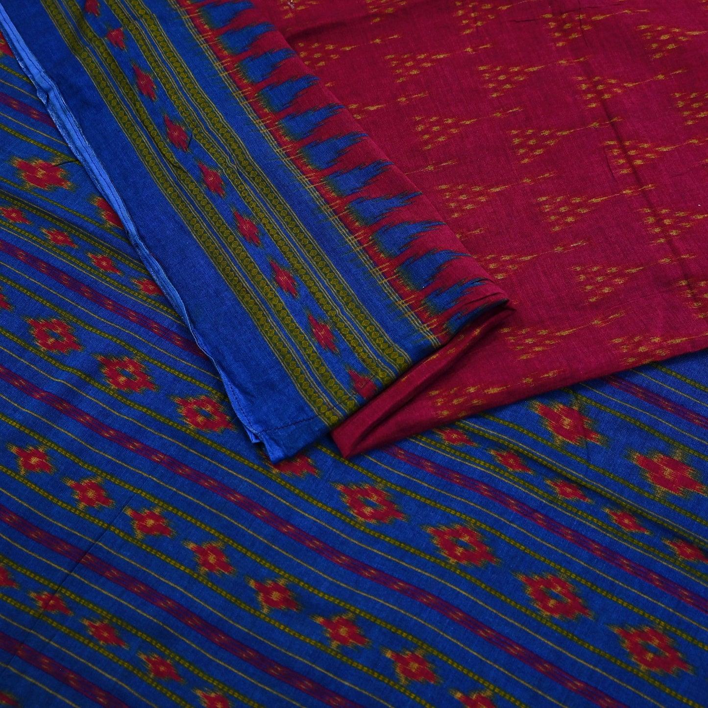 Indian Vintage Blue & Red Saree Ikat Printed Pure Cotton Sari Craft Fabric 5Yard Sewing Sarong Wrap Boho Dress Making Quilting Upcycle