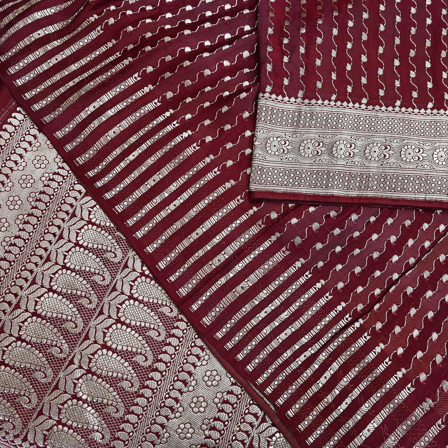 Indian Vintage Sari Maroon Heavy Wedding Pure Satin Silk Woven Banarasi Brocade Saree Zari 5Yd Dress making Crafting Quilting